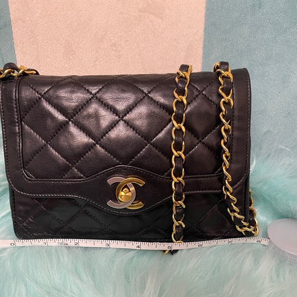 Authentic CHANEL Matelasse Paris Limited Shoulder Bag - Picture 10 of 16